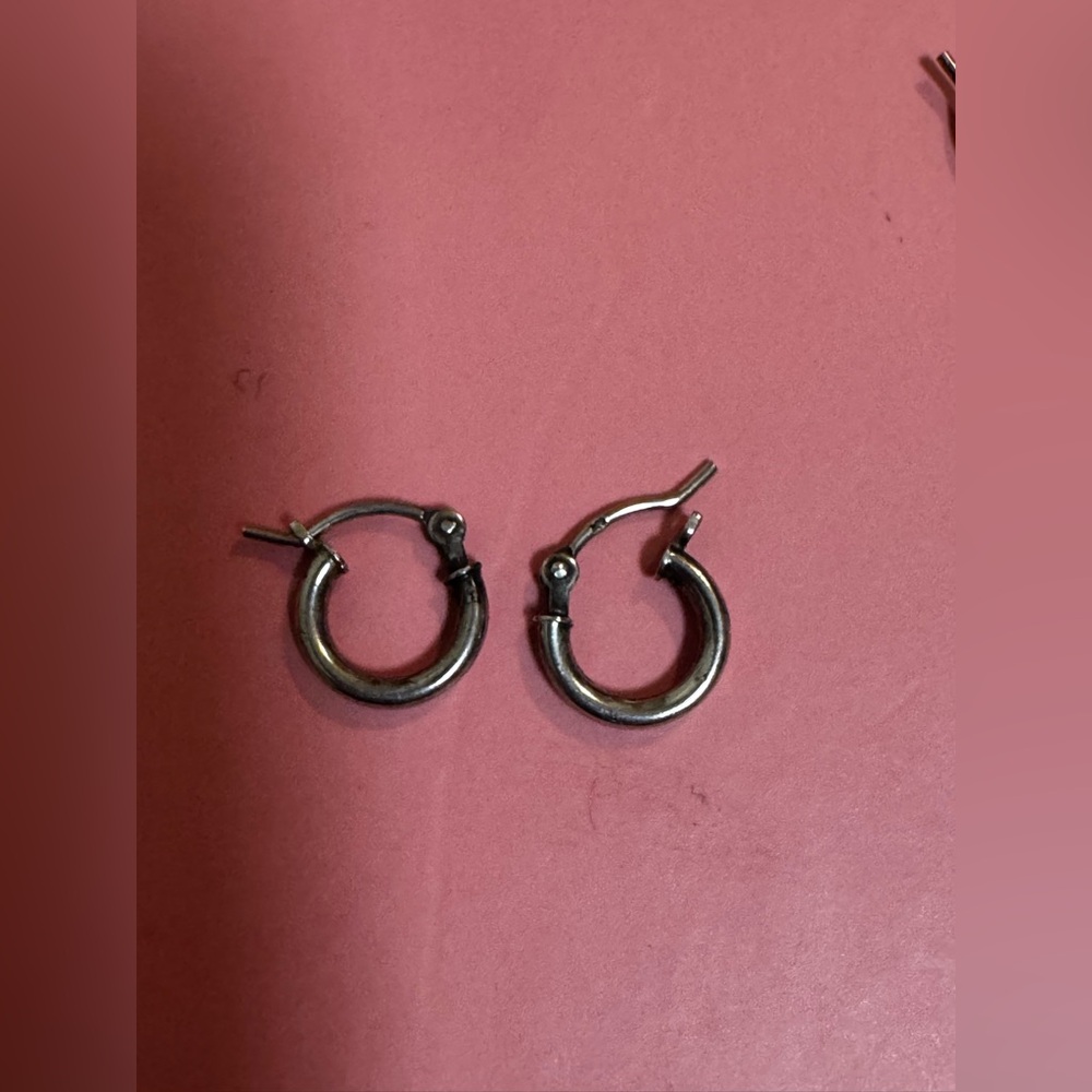 Vintage Silver hugger Hoop Earrings